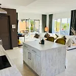 Kata Luxury Penthouse Apartament