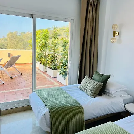 Penthouse Au Calme Avec Vue Nature Environnante Et Tres Grandes Terrasses Appartement