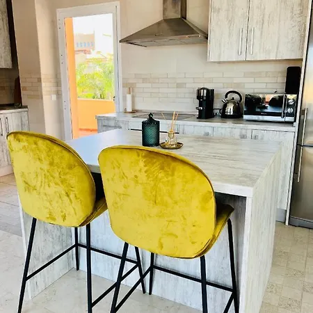 Penthouse Au Calme Avec Vue Nature Environnante Et Tres Grandes Terrasses Appartement Marbella