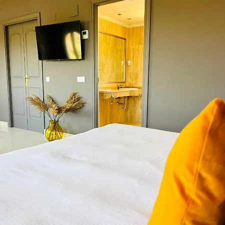 Penthouse Au Calme Avec Vue Nature Environnante Et Tres Grandes Terrasses * Marbella