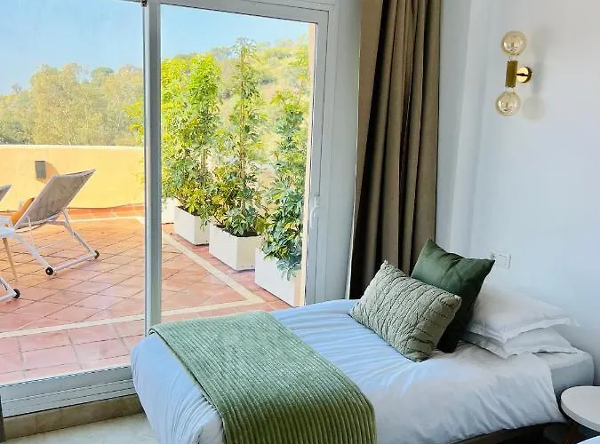 Kata Luxury Penthouse 公寓