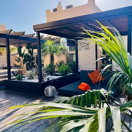 Penthouse Au Calme Avec Vue Nature Environnante Et Tres Grandes Terrasses Lägenhet *